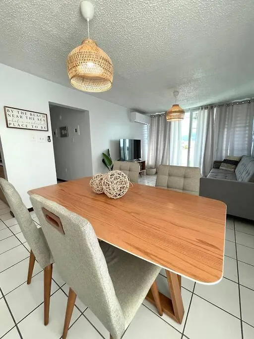 Lovely 2 Bedroom Condo 2Min Walking To The Beach Luquillo 0*,  Porto Riko